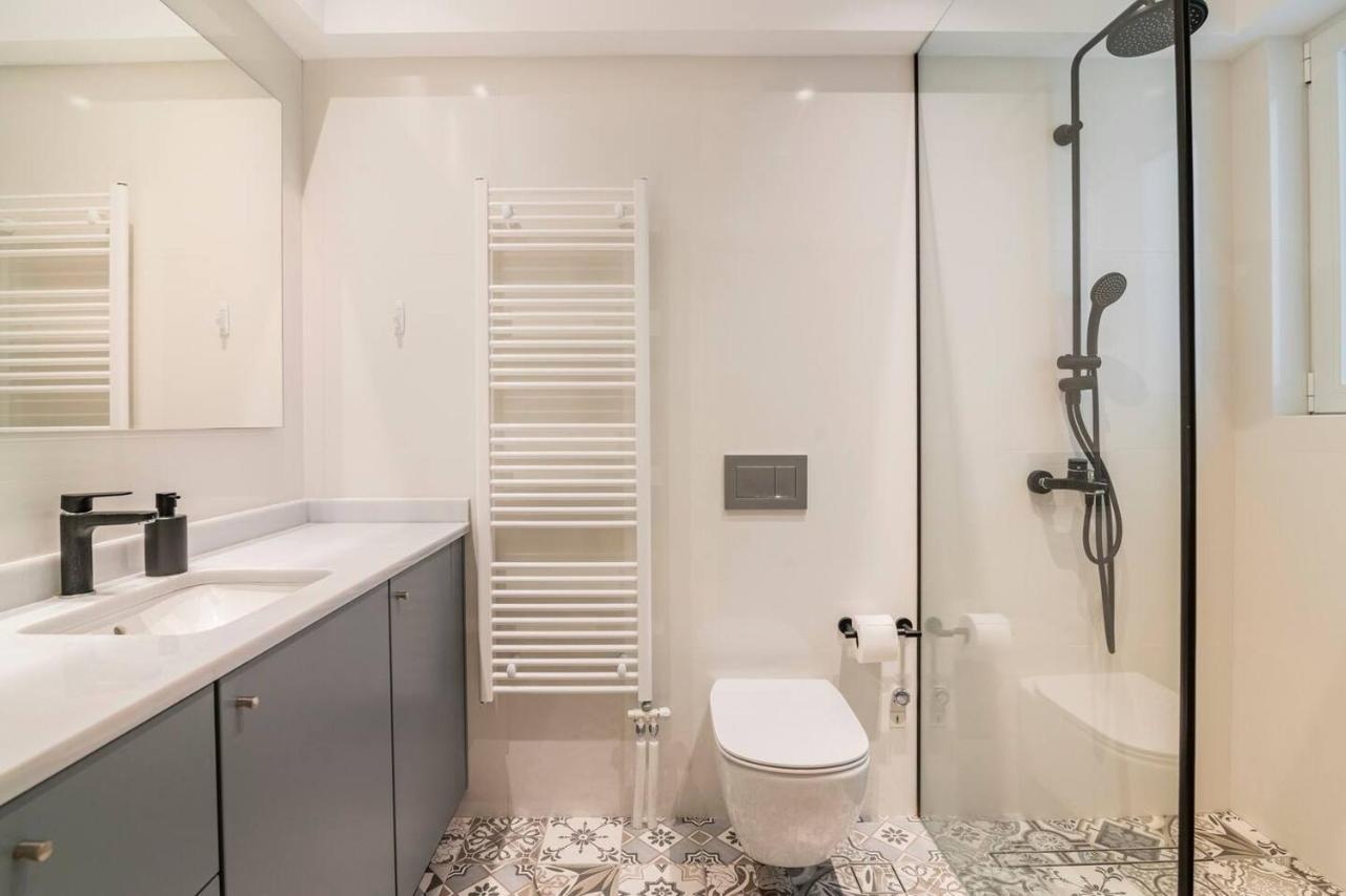 Serenity & Luxury - Elegant 2Br In Kifisia'S Center เอเธนส์ ภายนอก รูปภาพ